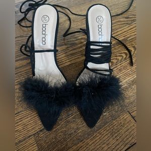 BLACK FEATHERED LACED UP HEELED SANDALS - NEVER WORN